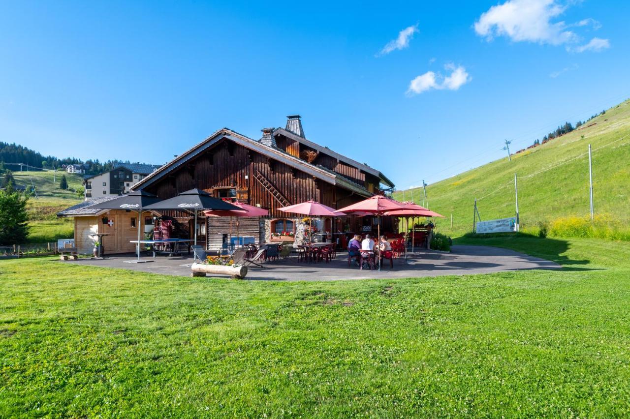 La Vieille Ferme Hotell Manigod Eksteriør bilde